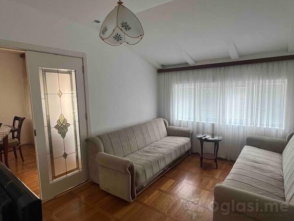 Dvosoban stan 70m2 - Tivat - Centar grada