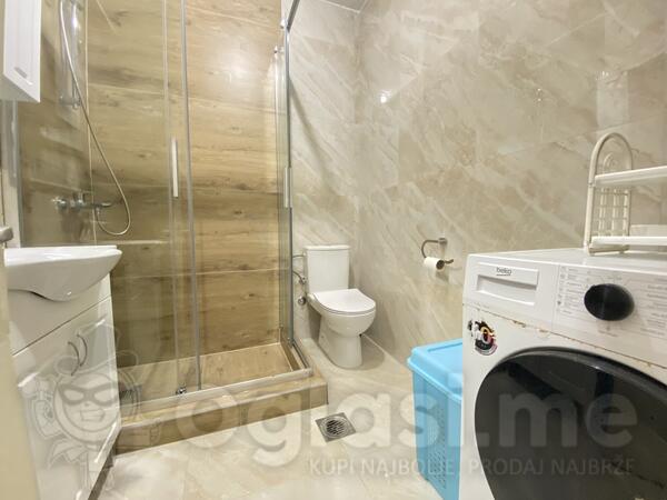 Dvosoban stan 75m2 - Podgorica - Centar grada