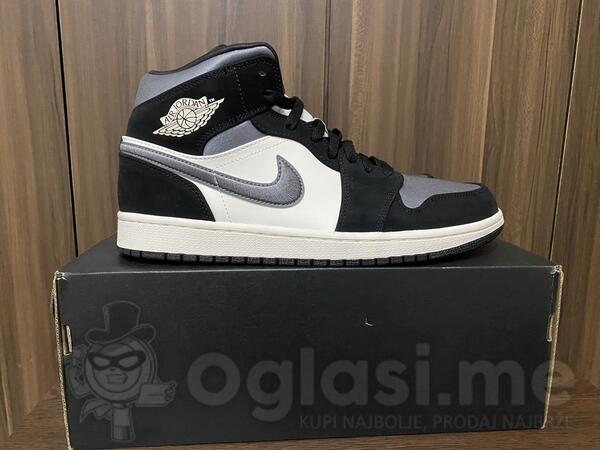 Nike Air Jordan 1 Original - Broj 42