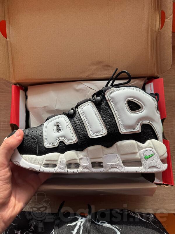 Nike Uptempo 44 Nove