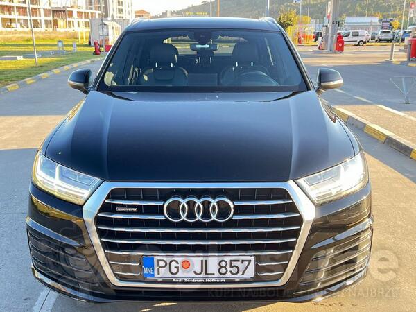 Audi - Q7 - S Line 3.0 TDI Quattro