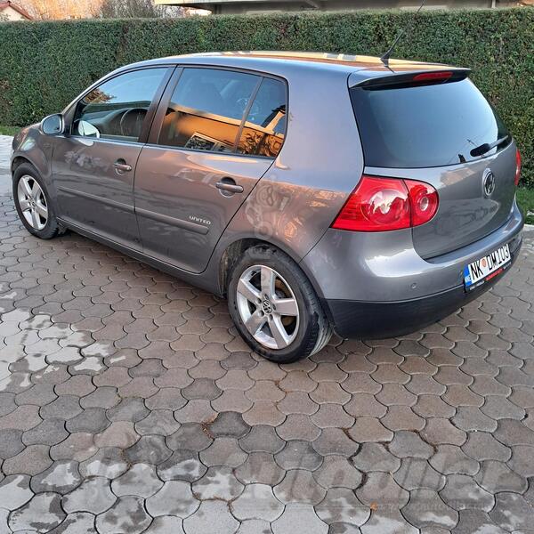 Volkswagen - Golf 5 - 1.9 tdi