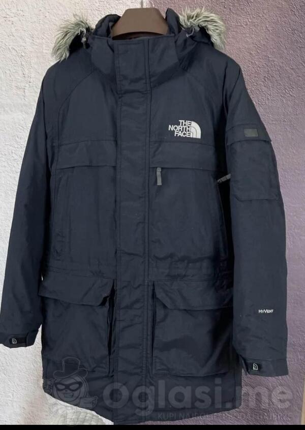 Prodajem zimsku jaknu The North Face McMurdo Parka 