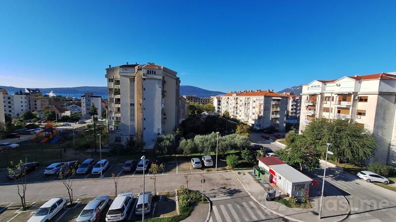 Dvosoban stan 55m2 - Tivat - Seljanovo