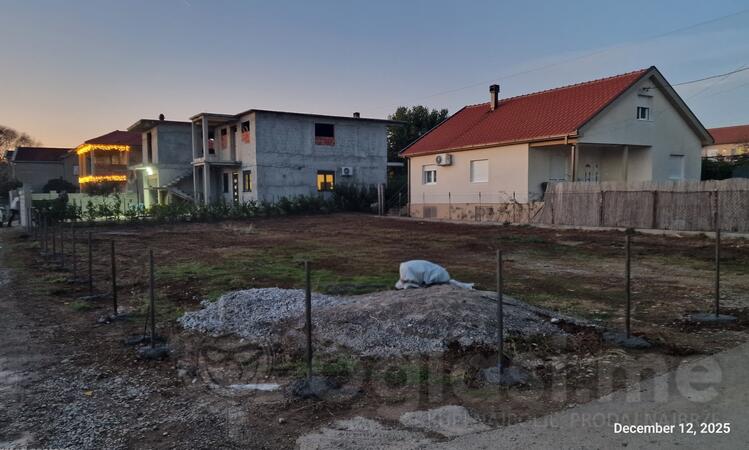 Građevinsko zemljište 443m2 - Podgorica - Donja Gorica