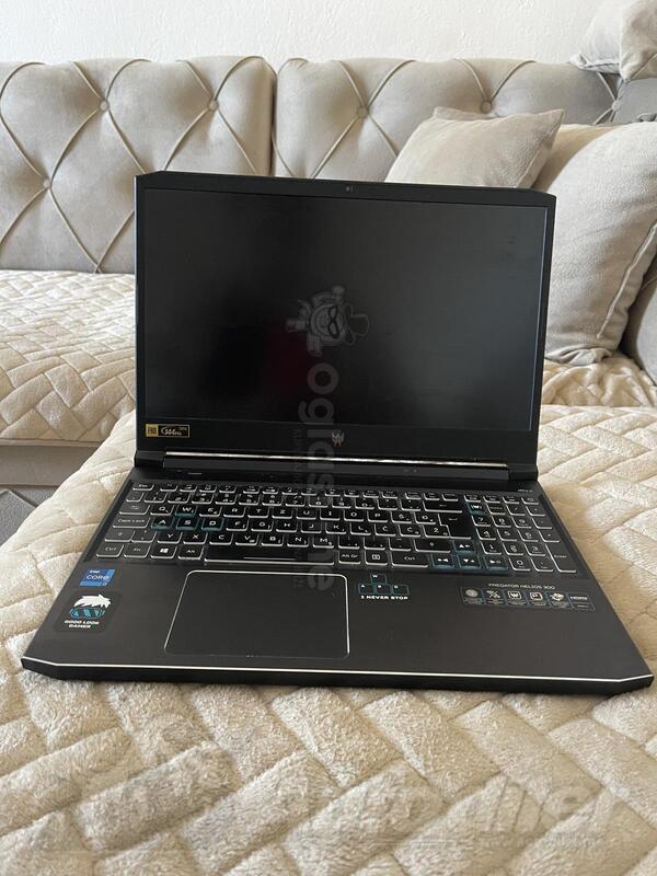 Acer Predator Helios 300 - 15.6" Intel i7 16GB DDR4GB GB