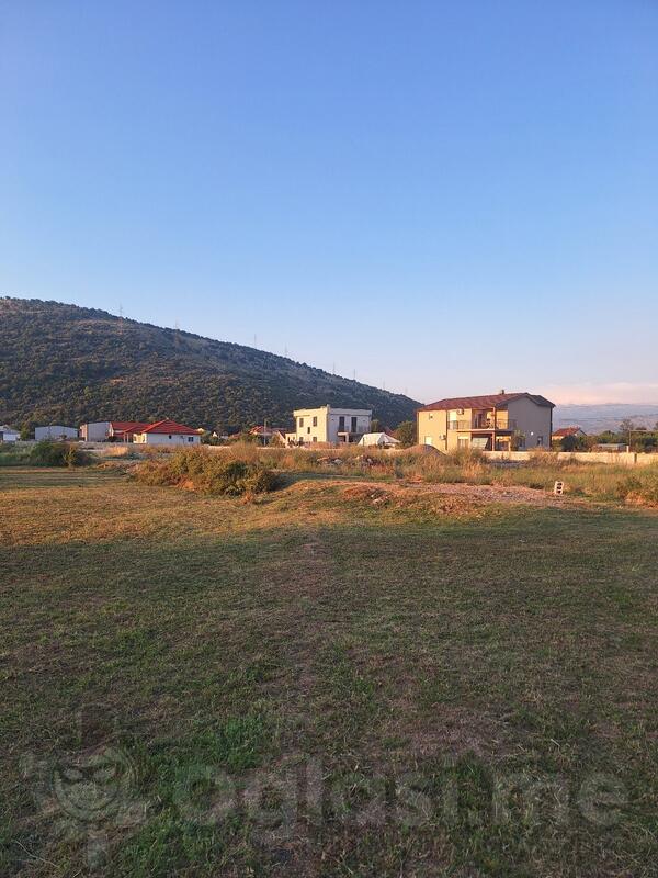 Industrijsko zemljište 1600m2 - Podgorica - Podgorica (uži dio)