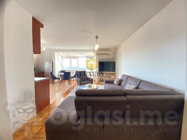 Dvosoban stan 86m2 - Podgorica - Centar grada