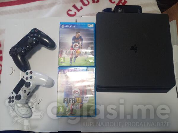 Sony - PlayStation 4