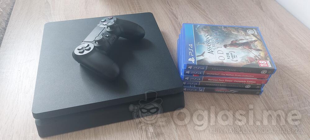 Sony - PlayStation 4