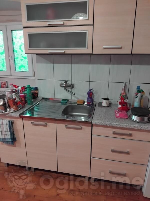 Garsonjera 25m2 - Podgorica - Stara Varoš