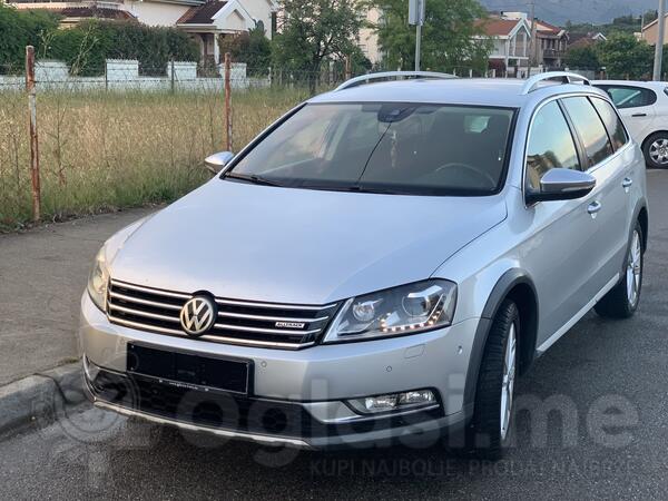 Volkswagen - Passat Alltrack - 2,0 Tdi