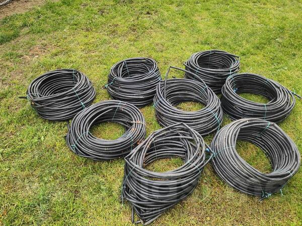 Baštensko crijevo kap po kap