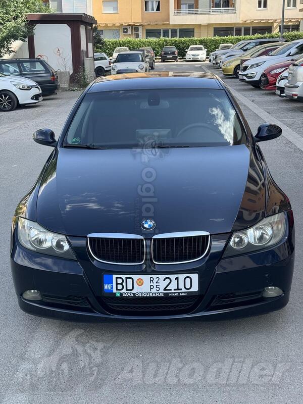 BMW - 320 - 320D