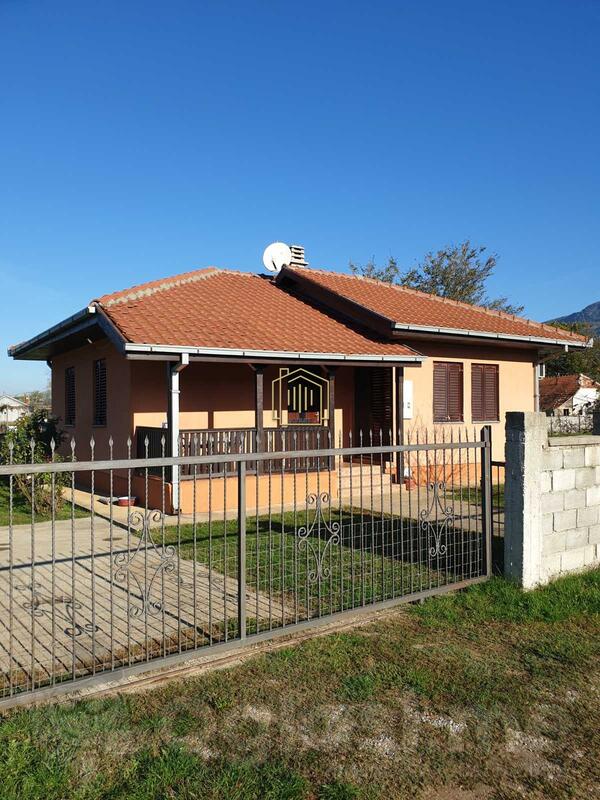 Porodična kuća 70m2 - Danilovgrad - Donji Martinići