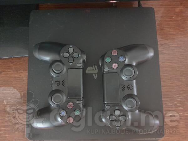 Sony - PlayStation 4