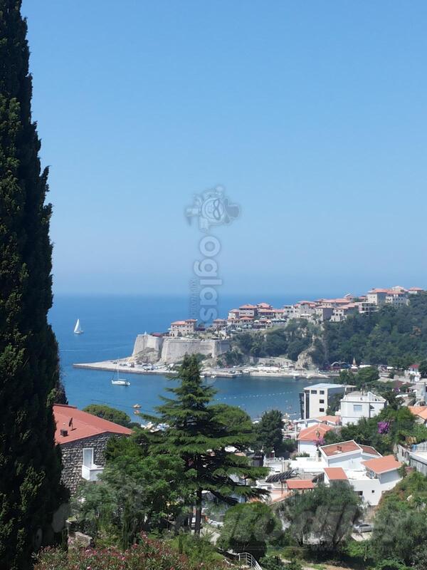 Dvosoban stan 45m2 - Ulcinj - Stari Grad pinjes