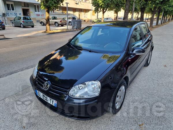 Volkswagen - Golf 5 - 1.9 TDI