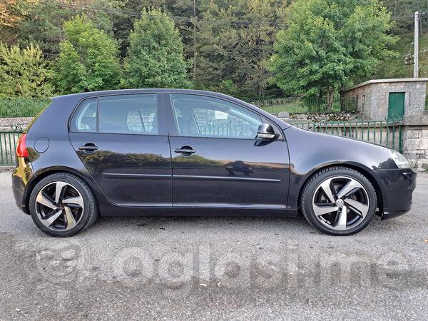 Volkswagen - Golf 5 - 1,9 TDI