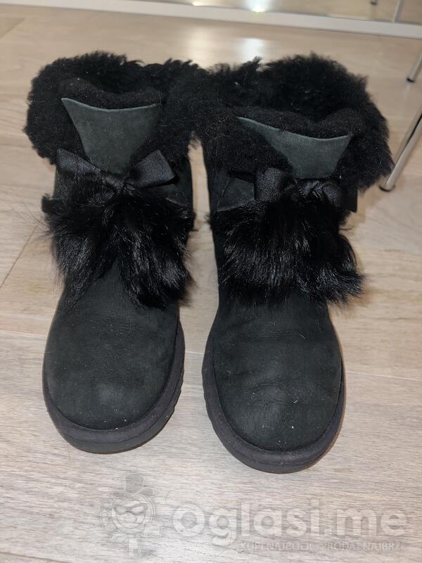 Original Ugg cizme broj 39