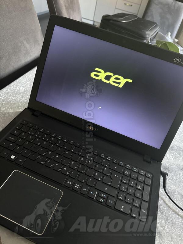 Acer N16Q2 - 15.6" Intel i7 8GB GB