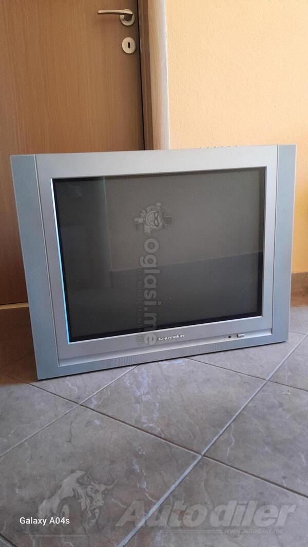 Ostalo  - Televizor LCD 32"