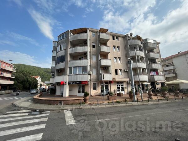 Jednosoban stan 45m2 - Budva - Podmaine