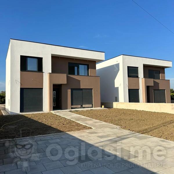 Porodična kuća 150m2 - Ulcinj - Gornji Štoj