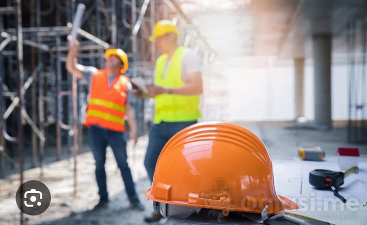 Radnici na gradilištu / Construction site workers