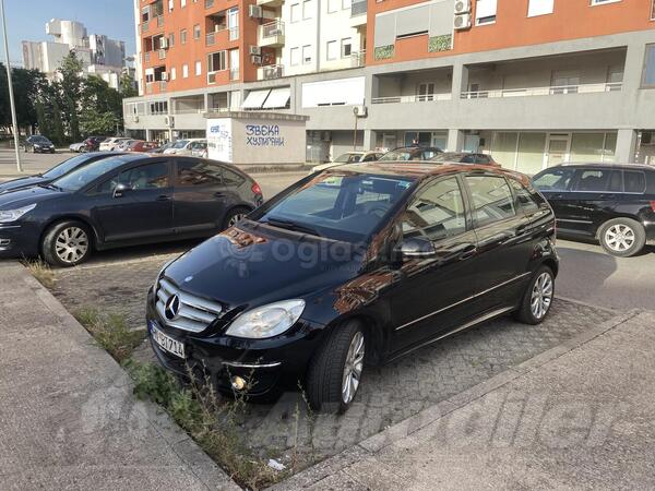 Mercedes Benz - 200 - 2.0 cdi