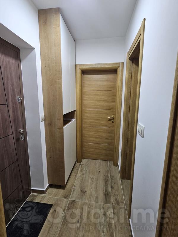 Jednosoban stan 40m2 - Podgorica - Preko Morače