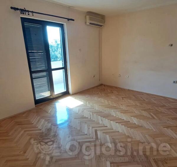 Garsonjera 34m2 - Podgorica - Malo Brdo