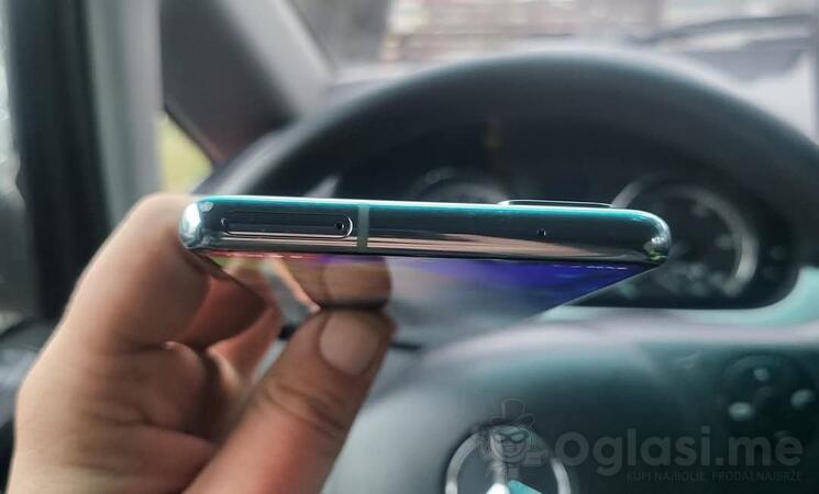 Samsung - Galaxy S20 FE