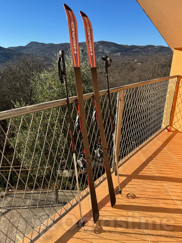 Skije + stapovi