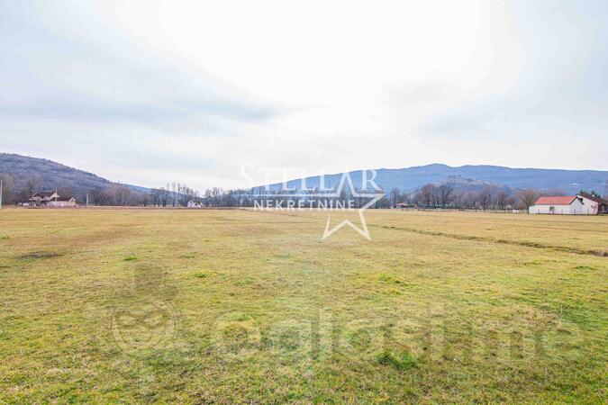 Poljoprivredno zemljište 6800m2 - Danilovgrad - Danilovgrad (uži dio)