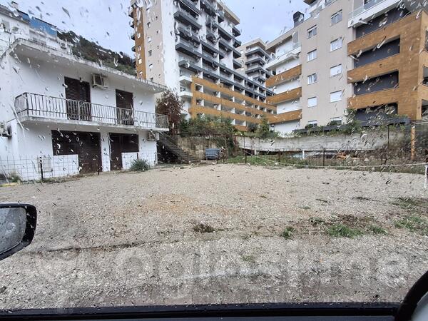 Parking 200m2 - Budva - Bijeli Do
