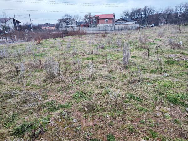 Poljoprivredno zemljište 500m2 - Podgorica - Vranići