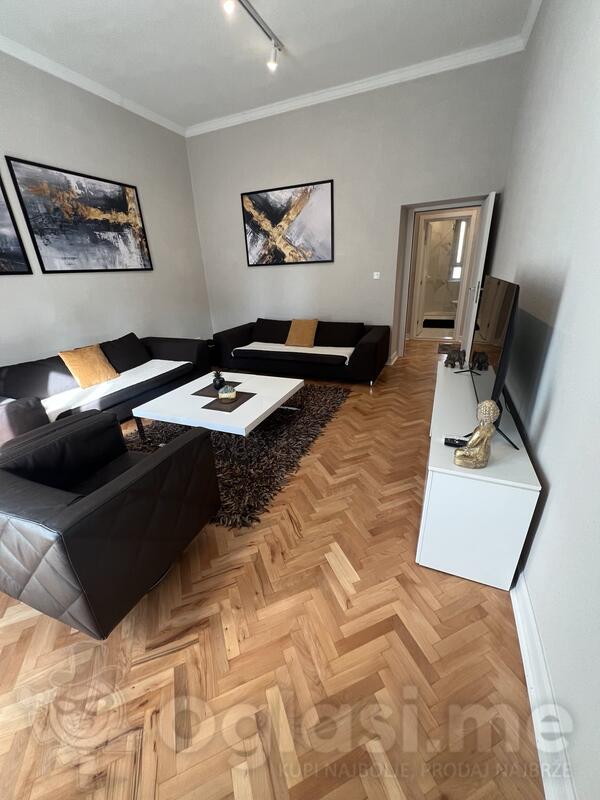 Jednosoban stan 73m2 - Podgorica - Centar grada