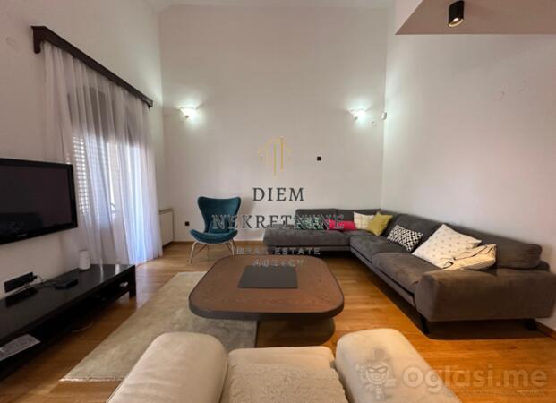Petosoban stan 280m2 - Podgorica - Gorica C