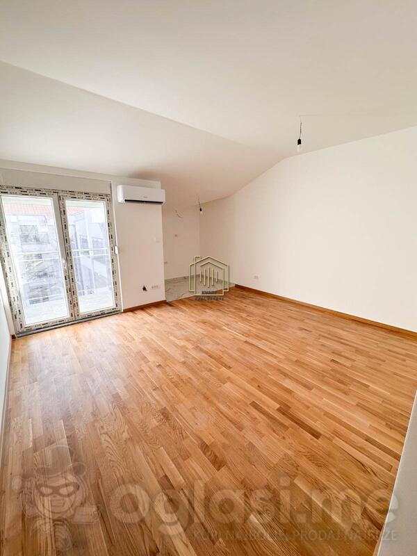 Garsonjera 28m2 - Podgorica - Zagorič