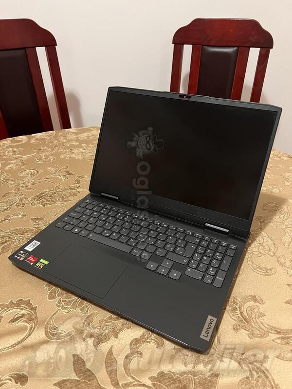 Lenovo IdeaPad Gaming 3 - 15.6" AMD Ryzen 7 16GB GB