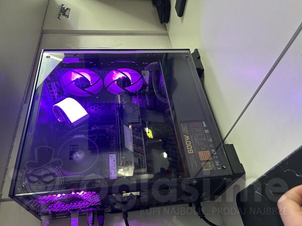 AMD Ryzen 5 - 32GB GB DDR4 - SSD disk