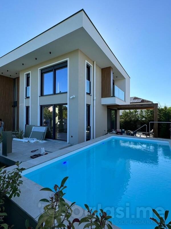 Vila 250m2 - Podgorica - Gornja Gorica