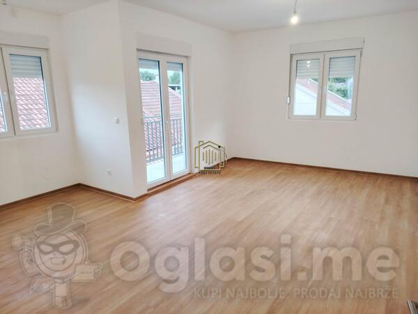 Dvosoban stan 60m2 - Podgorica - Zelenika