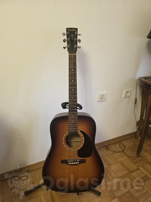 Simon Patrick- u odlicnom stanju.