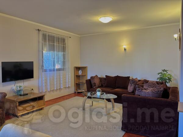 Dvosoban stan 70m2 - Podgorica - Dalmatinska