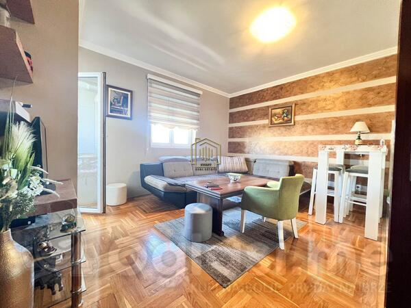 Dvosoban stan 51m2 - Podgorica - Iza Delte (1. Maj)