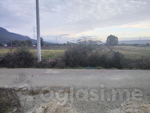 Poljoprivredno zemljište 22726m2 - Danilovgrad - Spuž