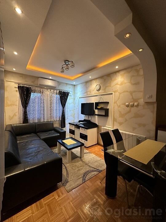Jednoiposoban stan 42m2 - Novi Sad - Novi Sad