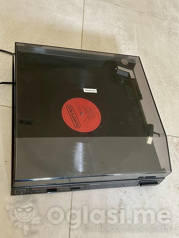 Pioneer gramofon
